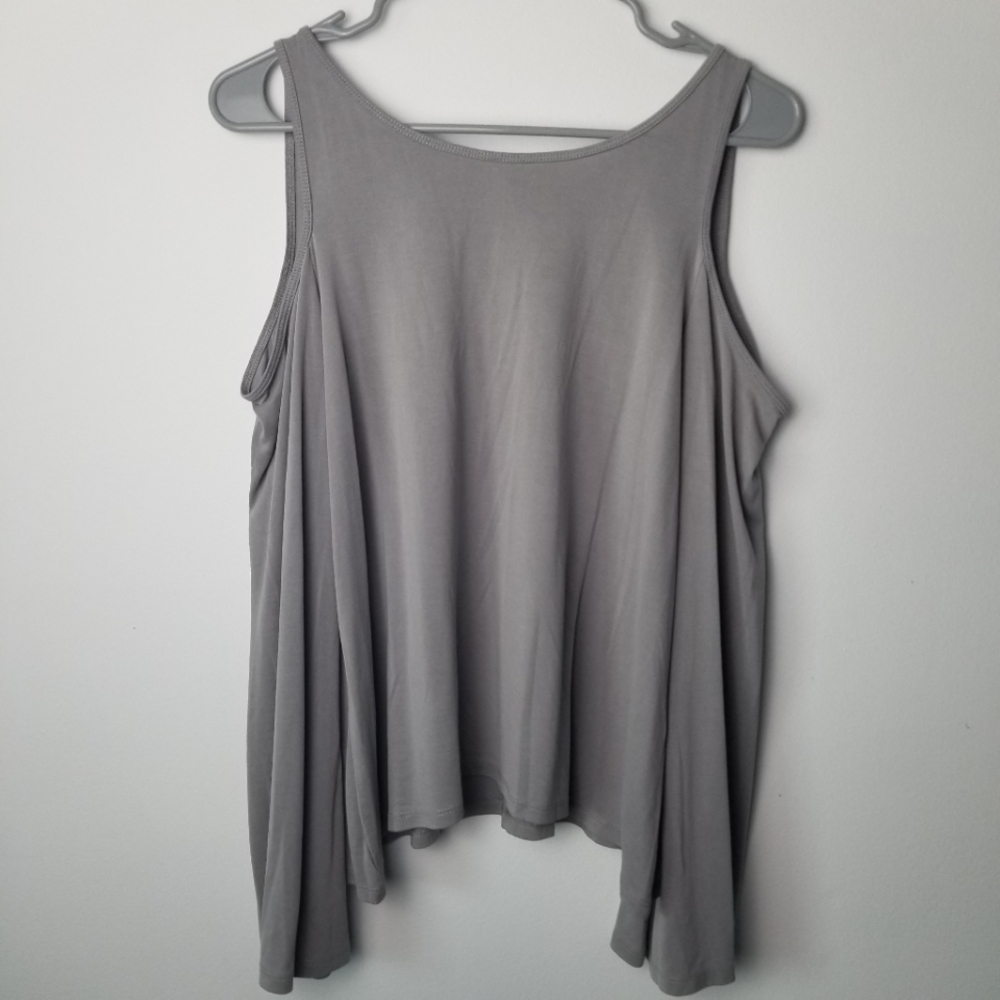 Hollister cold shoulder criss cross back shirt